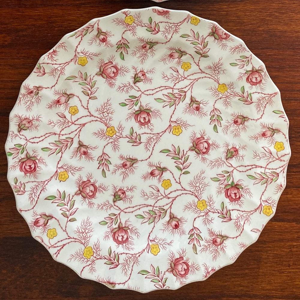 Spode rosebud 9 inch plates set of 2